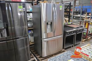 44 · 1 X LG FRENCH DOOR REFRIGERATOR-FREEZER, MODEL: GF-SD730SL, SN:712KRGG0W775, 730L, GREY, APPROX; 745MM X 910MM X H1790MM. UNTESTED, SOME MARKS / MINOR MOULD VISIBLE IN FREEZER