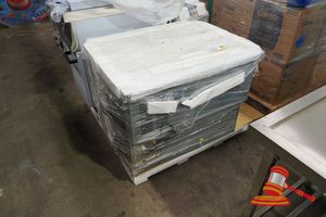 95 · COMMERCIAL ICE MACHINE 100KG/DAY - MODEL# PF100B (UNUSED)