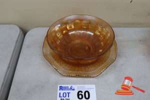 60 · 2x ASSORTED VINTAGE CARNIVAL GLASSWARE