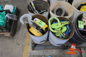 34 · 1 X BUCKET WITH BLUE CHAIN HOIST, 1 X BUCKET WITH YELLOW 5T CHAIN BLOCK (USED)