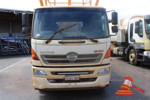 (ASSET ID#ST1114) 2012 HINO FM500 EURO 5 SERVICE TRUCK 6X4, WITH ORH SERVICE MODULE, ROPS, ODOMETRE SHOWING- 108,713KMS, SERIAL# JHDFM8JRKXXX12402, REG NO - 1EBU-885 (EXPIRY 23/02/2027) ODO - 9065 HOURS