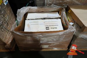 34 · PALLET OF VARIOUS CAT PARTS INCLUDING FUEL FILTER, SEALS, O RINGS ETC