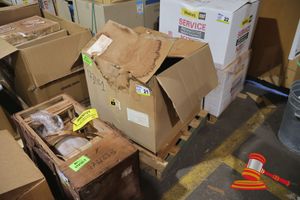 1 X Caterpillar Seat Gp, Cat P/N:489-6483, (Boxed), On A Pallet, (S44#7261949, Dr#1595)
