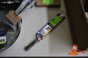 70 · MAESTRO 30CM CHEF KNIFE