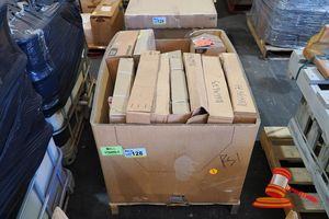 128 · PALLET OF ASSORTED CATERPILLAR PARTS INCLUDING CLUTCH HOUSING 110-9269, ROTOR 383-4953, HUB 7T-1882, PUMP 1258648, GEAR 246-8746, HARNESS AS 154-8313, HSG 110-9269 (220KG)(PALLET #1)