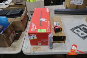 22 · BUNDLE OF MILWAUKEE ITEMS INCLUDING M18 FUEL BLOWER GUTTER ATTACHMENT SET, 1 X SDS-PLUS, 6 X 8M COMPACT MAGNETIC TAPE MEASURE