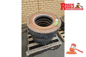 6 x TYRES 9.5 x 17.5LT BRIDGESTONE