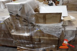 1 X Pallet Of Led Lights And Fittings, Approx 16+ X Boxes, Includes: Premium Lighting Diamond 100w Led Canopy Light (A) Model: Led Surface Mounted Canopy Lamp 479x479x180mm, Premium Lighting Diamond 100w Led Canopy Light (Model: Led Recessed Canopy Lamp 443mmx443mmx213mm), Premium Lighting Diamond 80w Led Canopy Light (E) Model: Led Surface Mounted Canopy Lamp 445x445x213mm, Various Lampshade And Power Ratings (50w/4000k, 90w, 5000k), Various Others (Poss Unused, Boxed)
