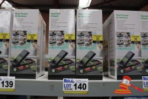 140 · 4x VEGETABLE CHOPPERS (NEW)
