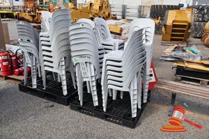 98 · APPROX 28 X MAGNUM PLASTIC STACKING CHAIRS, WHITE/GREY (SOME MARKS)