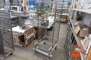173 · 1 X GASTRONORM/BAKERY TROLLEY, STAINLESS STEEL, 20 TRAY, APPROX 1.8M H X 560MM W X 810MM D, SOME MARKS