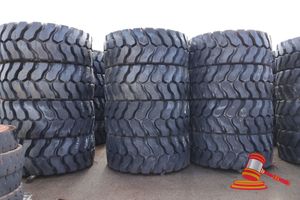 8 · 4 x TECHKING TYRES, 29.5R29 ETD2, 2 STAR A2, 218,. L5, LC, TU