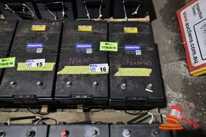 16 · 2 X KOMATSU BATTERY, MODEL: 8D-1000 (190H52-MF), RC 425(MIN) 1000 CCA/SAE, 196 AH (20HR), 160 AH (5HR), UNTESTED (SOME MARKS), APPROX; 480MM D X 260MM W X 230MM H