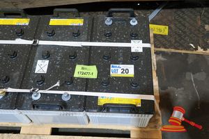 20 · 2x LEAD- ACID, 245H52 BATTERIES, APPROX 500 x 260 x 220mm HAH, 1170CCA ( S44# RITM0773953, DR# 1453 )