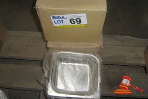 69 · 16 x GASTRONORM TRAYS, 65mm DEEP 1/6 NO LIDS