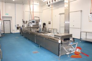 2022 Multivac R145 Thermoforming Modular Automated Packaging Machine. 3 Phase (Hard Wired). Includes Packaging Feeder Rollers, Seperate Multivac Mbs100 Converor Merging Section With Adjustable Guides (Approx 1500 X 1100 X H1200mm). Overall Dimensions Approx 9m X 1300 X H2100mm. (Also See Lots 6a,6b,6c,6d,6e - Assorted Moulds, Dies, Cut Offs And Spares For This Machine). Note: Removed From Service 24th July 2026. Purchaser To Arrange Removal - Specialist Removalist Required. Does Not Include Any