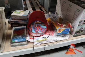 Bundle Of Toys Including: 1x Sleeping Bag, 1x Bingo Game, 1x Game Super, 1x Chinese Checkers, 1x Magnetic Compass, Children'S Costumes, All Unopened