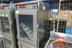 3 · HENNY PENNY HC-900 CDT 6 TRAY (DOUBLE STACKED) COMMERCIAL MOBILE FOOD HOLDING CABINET. 240V. NOTE INTERNAL SIDE RACK FRAMES LOOSE IN CABINET. APPROX 615 X 760 X H1860MM