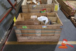 Hitachi Excavator Parts, Spacer Step, Compressor Air, Bushes, Harness Wiring, Washer, Pipe Hyd, Accumulator Assembly, Hose, Approx 11 X Items, Pallet (Poss Unused)(S44#4974647340, Dr# 1619)