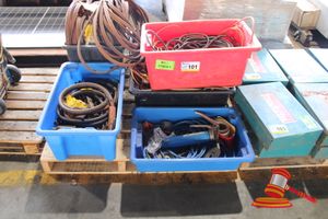 101 · PALLET WITH ASSORTED ITEMS, INCLUDING EXTENSION CORDS, HOSES, GREASE GUN, GRINDING DISCS, AND OTHER ASSORTED ITEMS, UNTESTED