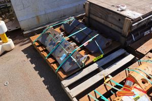 6 X Babco, Heavy Duty Steel Excavator / Machinery Feet / Pads, Suit Cat Equipment (Some Rust / Weathering)