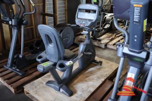 1 X Cybex Stationary Exercise Bike, Model: 525r, Untested,Some Marks, Approx; 1.2m L X 490mm W X 1.3m H, On A Pallet