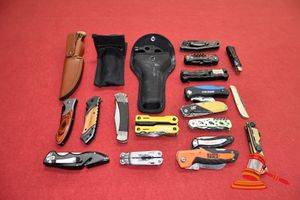 37 · 20 X ASSORTED MULTIPURPOSE TOOLS AND POCKET KNIVES