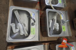 2 X BRITEX STAINLESS STEEL KNEE OPERATED HAND BASIN. USED. APPROX 500 X 430 X H230MM