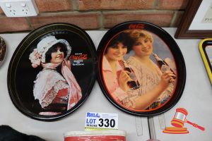 330 · 2x COCA-COLA TRAYS