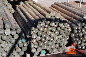APPROX 70 X 1.8M X 85-100MM PINE POSTS