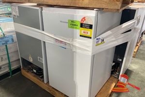3 X HISENSE HRBF125, 125L TOTAL VOLUME APPROX; 480MM D X 500MM W X 760MM H, 1 X 1 X WHIRLPOOL MODEL:WRO12SW, 120L GROSS VOLUME, APPROX; 480MM D X 500MM W X 760MM H, SOME MARKS, UNTESTED, ON A PALLET