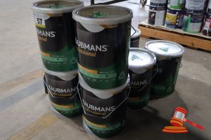 57 · 8 X TAUBMANS PROFESSIONAL OIL BASED ENAMELS, WHITE, 10L, GLOSS