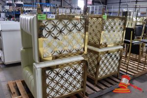 6 X Gold And White Vinyl Single Seater Sofa, Some Marks On Vinyl, L1000 X W800 X H740, On Pallets