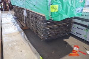Rough Sawn Tasmanian Blue Gum- 153 @ 2.1- 3.5m - Total 525lm Approx, Transport Dims: 3700 X 1100 X 700mm