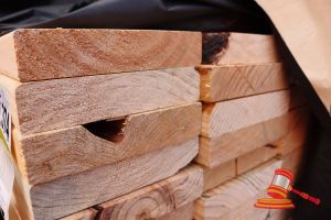 376 · 12x LENGTHS OF NON-STRUCTURAL, UNTREATED PINE TIMBER, APPROX 170 x 35mm x 3.6m
