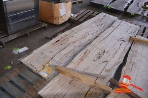 LIVE EDGE MARRI SLAB, 2.8 x 500/500 x 60