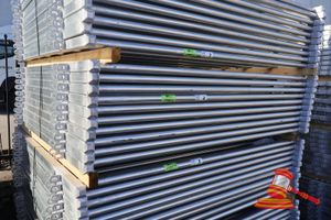 10 X 2.1m X 1.8m Portable Cattle Panels & Locking Pins