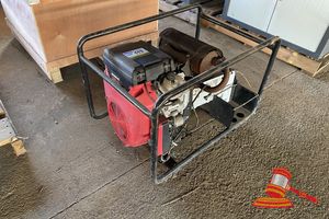 113 · HONDA V TWIN 18 HP GENSET. NON RUNNER. PARTS ONLY