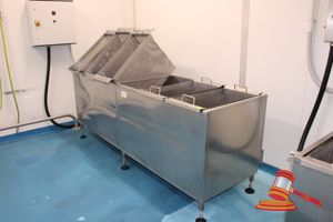 Stainless Steel Boiling Vat With Inlet And Outlet Taps And 5 X Perforated Baskets. 3 Phase Hard Wired. Approx 2460 X 850 X H900mm. Baskets Approx 380 X 640 X 520mm. Note: Removed From Service 24th July 2026