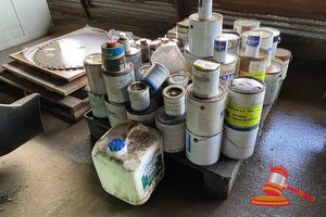 155 · 1 X PALLET OF ASSORTED FULL AND PART FULL INDUSTRIAL AND AERONAUTICAL PAINTS