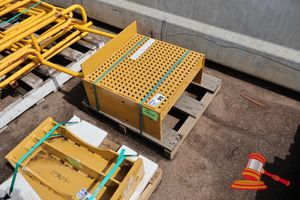 1 X Westrac Platform For 7893f , On Pallet