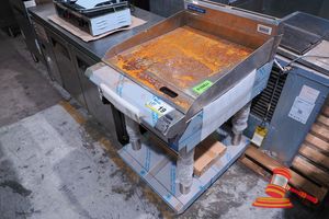 19 · BLUE SEAL HOT PLATE BURNER, RUST ON HOT PLATE (CMR158840, #TCKU9793586-WHEATSTONE)