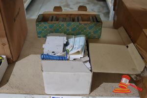 91 · BUNDLE OF CIRCUIT BREAKERS