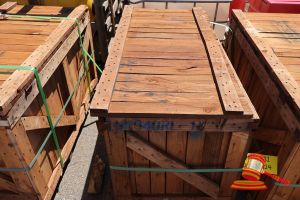 181 · 1 X BUCYRUS FP ROLLER TRACK LOAD, MODEL: RH340/6060, PART NUMBER: UK340RL-1K, APPROX; 1.25M W X 560MM D X 760MM H , IN A CRATE (B2633124)