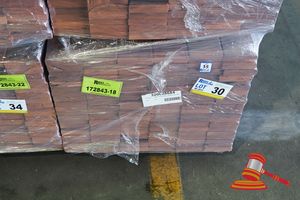 30 · PACK OF JARRAH DECKING 86 x 19 x 900mm, FEATURE, 108LM, PACK# 320028684, TRANSPORT DIMS - L 900 x H 450 x W 500.