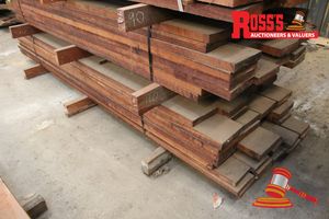 JAR233 - JARRAH SELECT GRADE MIXED SIZES PACK-150x25mm (15@2.9m), 200x38mm (28@2.7m)- Rough Sawn Boards