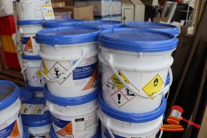 413 · 2x TUBS OF ECO-CHLOR DRY CHLORINE TABLET BACTERICIDE (GRANULAR), 10kgs PER TUB