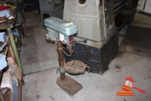 81 · 12 SPEED DRILL PRESS. 240V