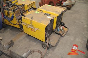 1 X Welding Industries Weldmatic Mig Welder , Model: , Cp135-1 , 400 Amp, Untested, On Wheels
