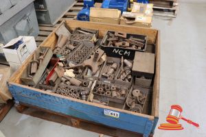 413 · PALLET WITH ASSORTED METAL TOOLING PARTS